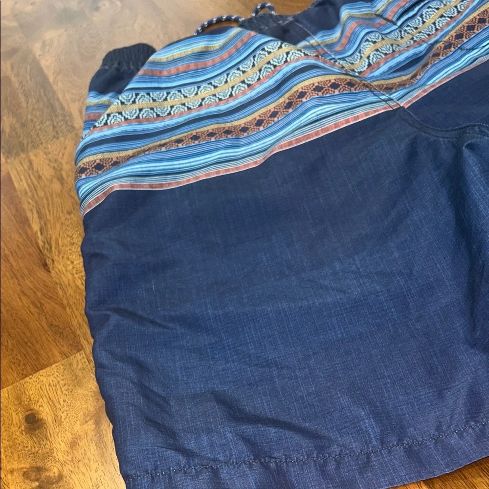 Tommy Bahama stylish navy